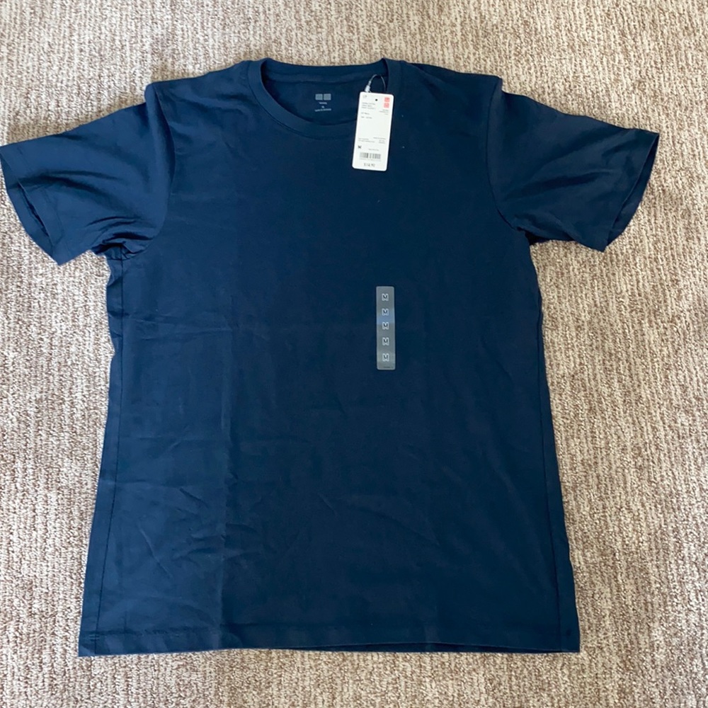 Never worn Uniqlo T-shirt with tags!